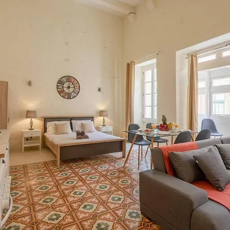 Apartment Heart Of Historic - Cityapartmentstay Valletta