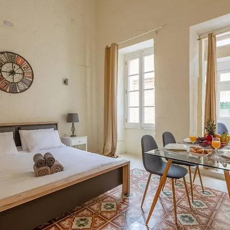 Heart Of Historic - Cityapartmentstay Valletta