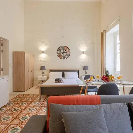 Apartment Heart Of Historic - Cityapartmentstay *