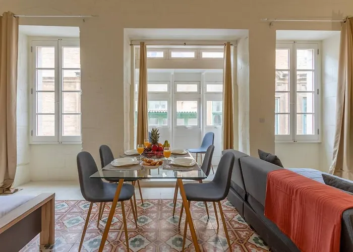 Apartment Heart Of Historic - Cityapartmentstay Valletta